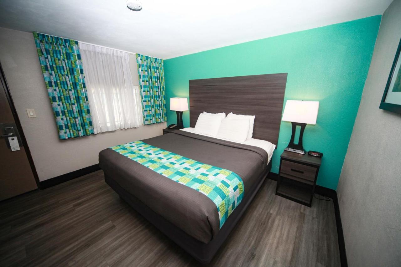Relax Inn Bradford Bagian luar foto